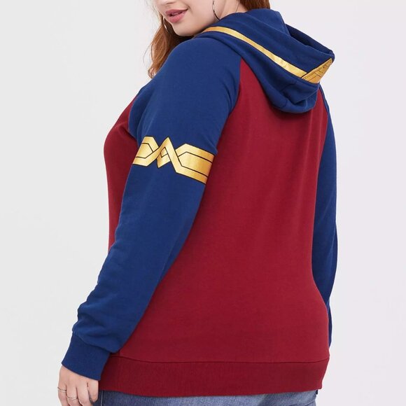 🆕️ Torrid Her Universe DC Comics Wonder Woman Red Blue Metallic Gold Zip Hoodie - Picture 3 of 9